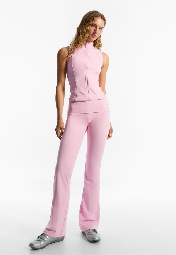 Bershka TROUSERS - Trousers - pink