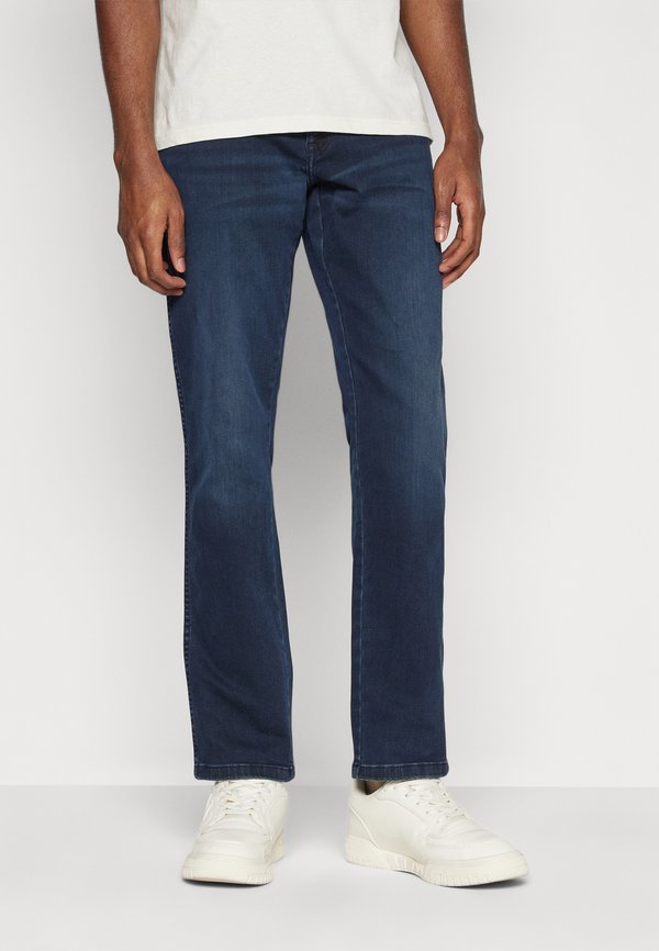 Wrangler TEXAS SLIM