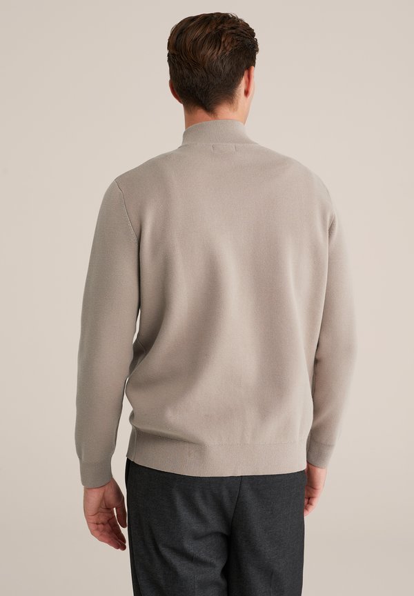 WE Fashion FUNDAMENTALS