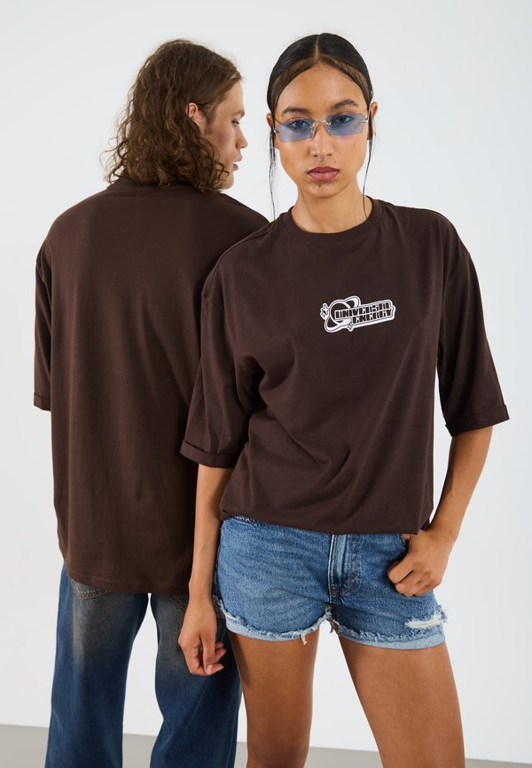 YOURTURN by Zalando OVERSIZED FIT GRAPHIC