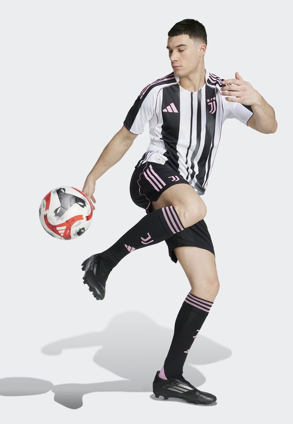 adidas Performance JUVENTUS 25/26 HOME AUTHENTIC JERSEY