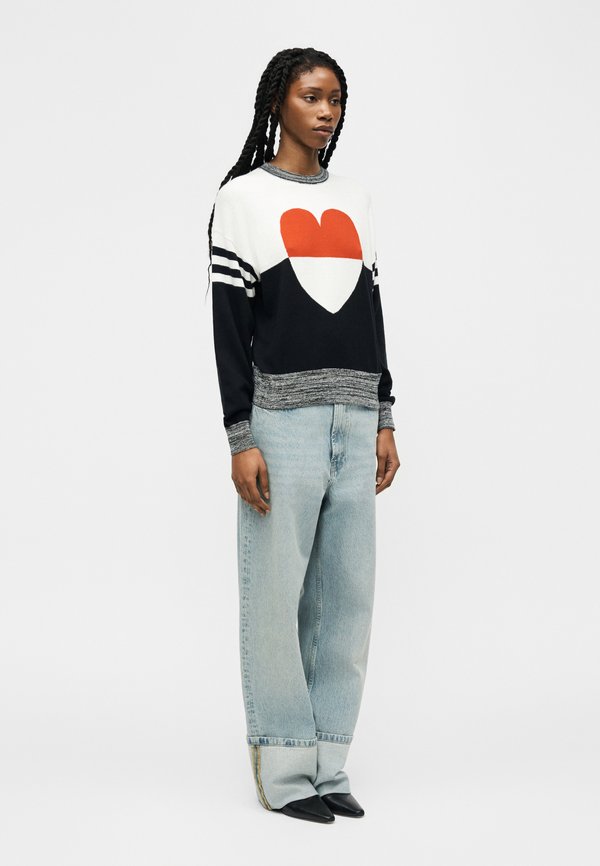MOSCHINO JEANS