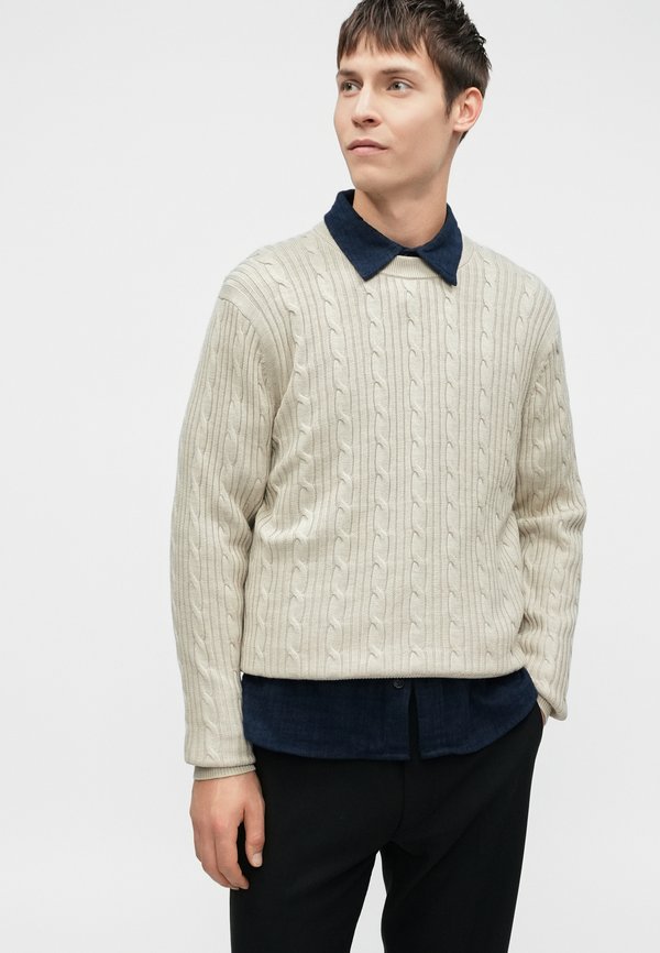 Abercrombie & Fitch VERSATILE STITCHY CREW