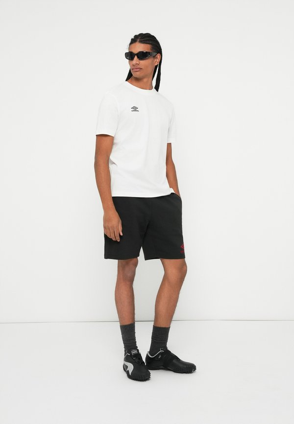 Umbro INDUSTRY GRAPHIC TEE