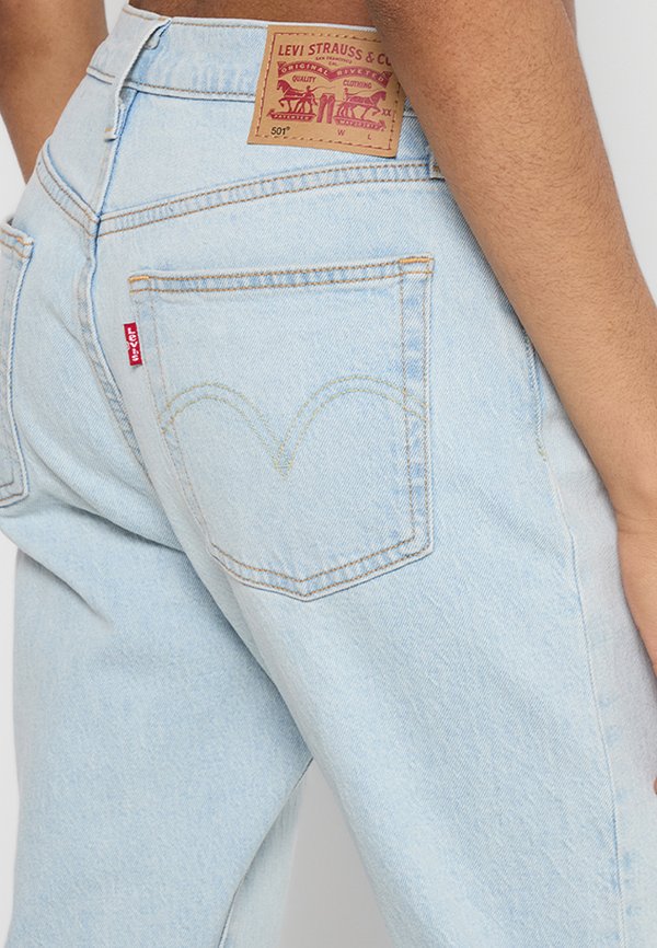Levi's® 501 HIGH WAIST STRAIGHT