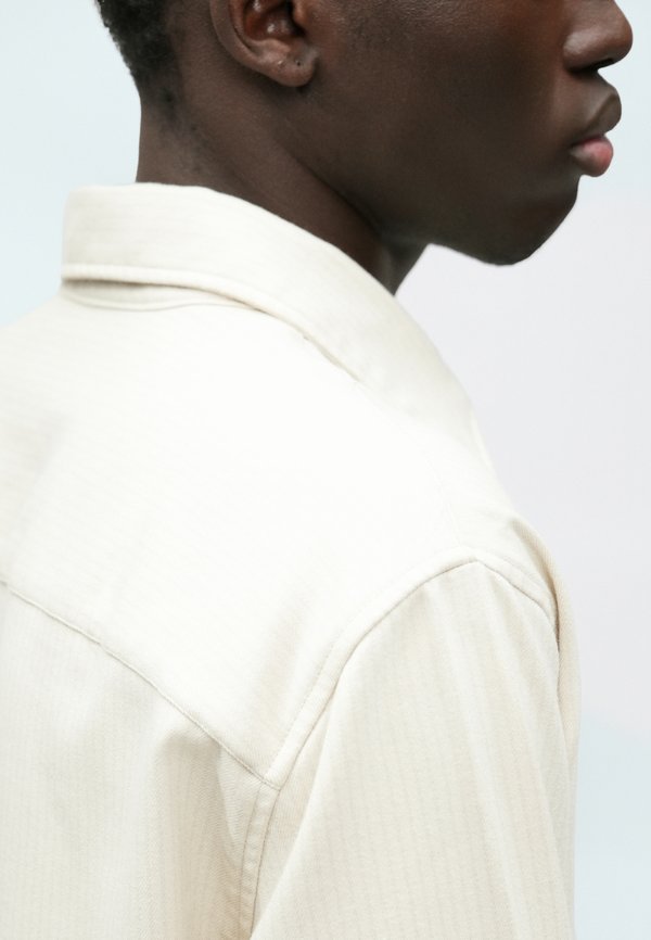 Abercrombie & Fitch TOUCH