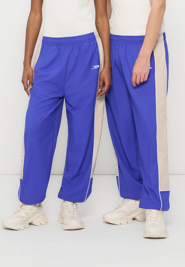 YOURTURN by Zalando RELAXED FIT TECH JOGGING TROUSERS