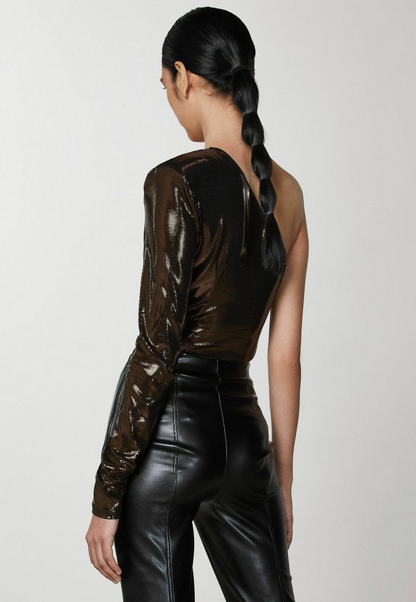 Patrizia Pepe ONE  SHOULDER