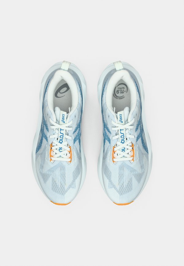 ASICS NOVABLAST 5
