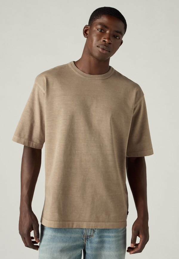 Levi's® LOOSE TEE - Print T-shirt - braun