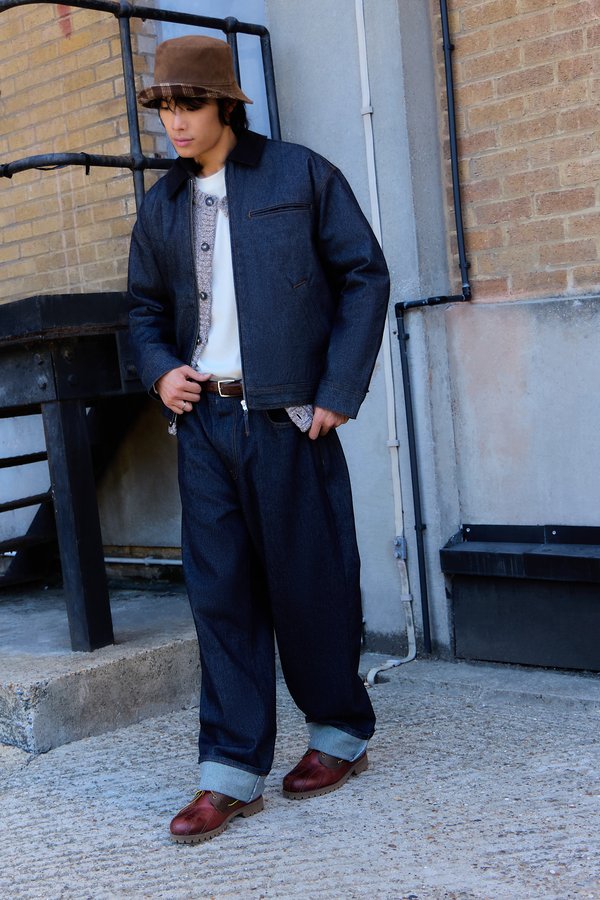 BDG Urban Outfitters RAW ALBA