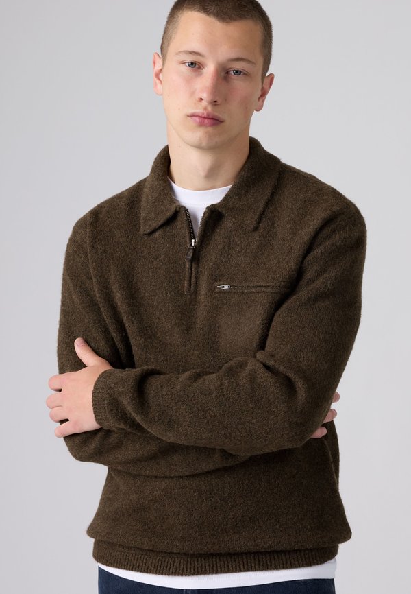 Levi's® BOULDER COLLARED HALF ZIP - Jumper - hot fudge heather