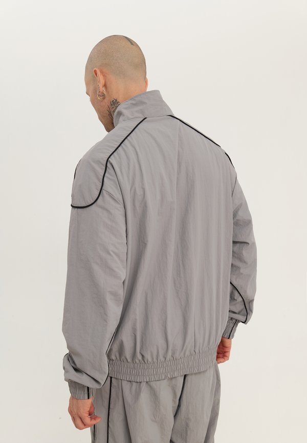 YOURTURN by Zalando UNISEX RELAXED FIT LIGHT JACKET