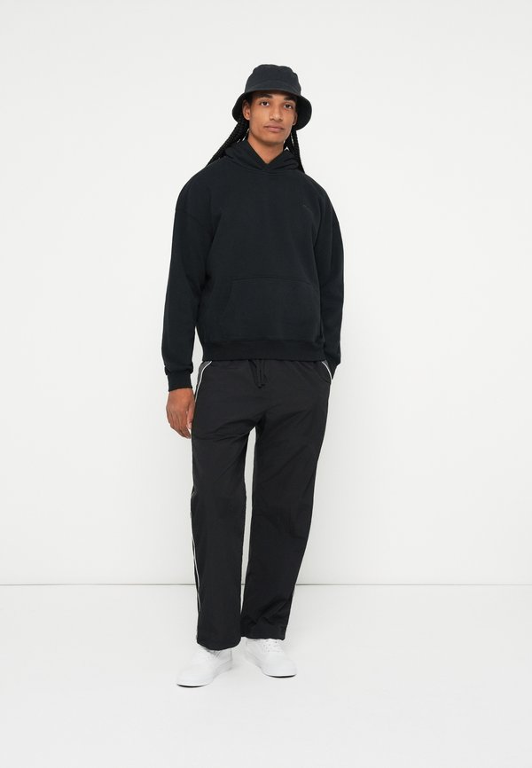 Hollister Co. BOXY MIN LOGO