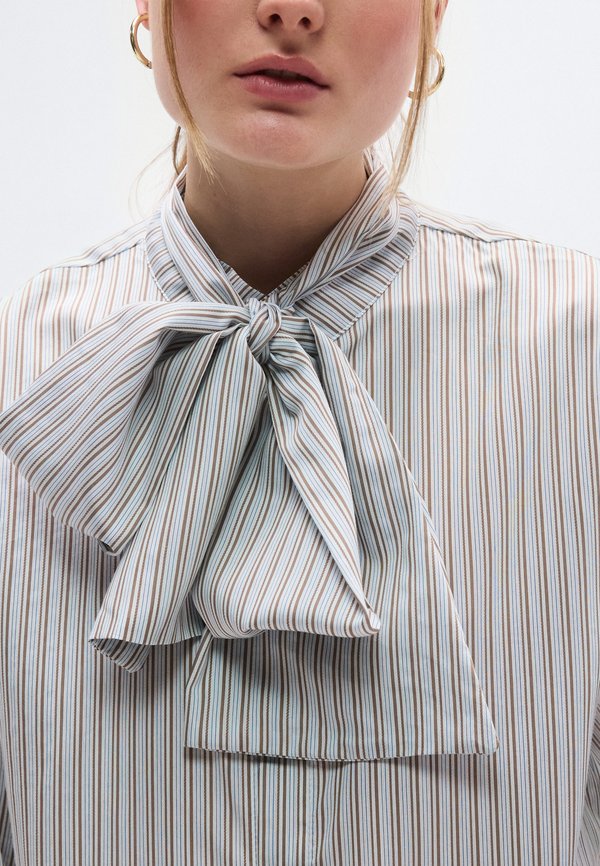 Sister Jane ARTHUR STRIPE BOW SHIRT UNISEX