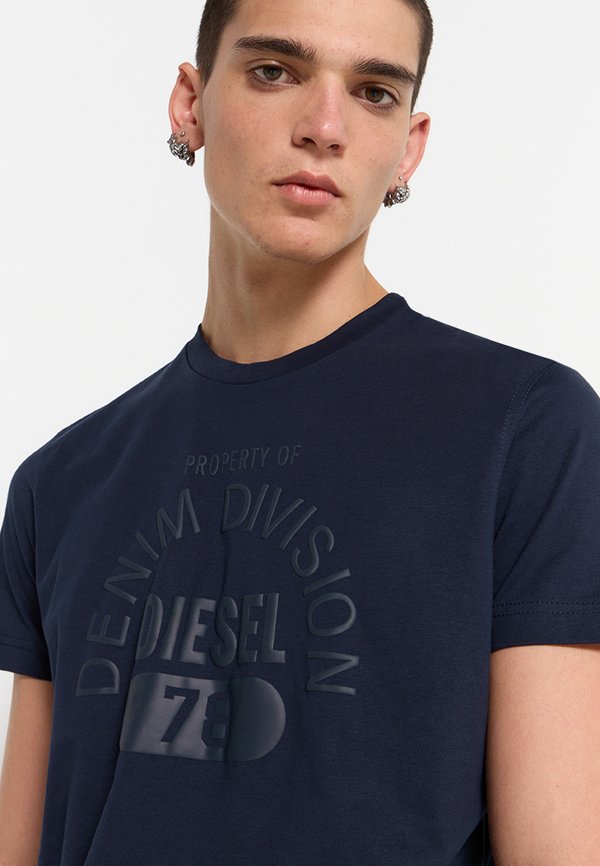 Diesel T-DIEGOR-E17-OUT