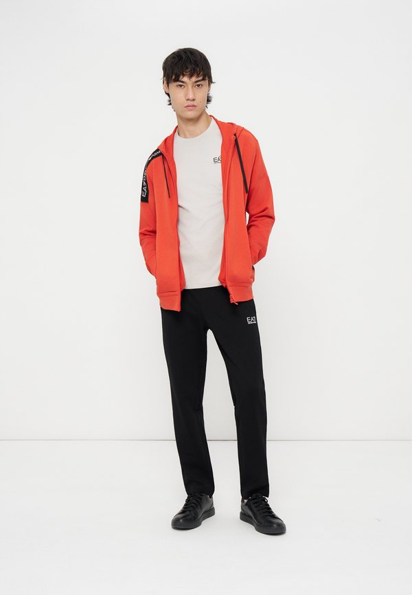 EA7 Emporio Armani