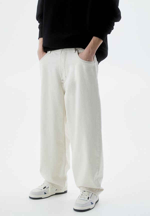 PULL&BEAR SKATER