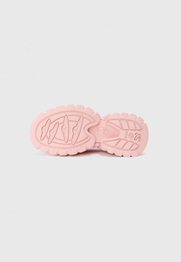 Koi Footwear VESPERA
