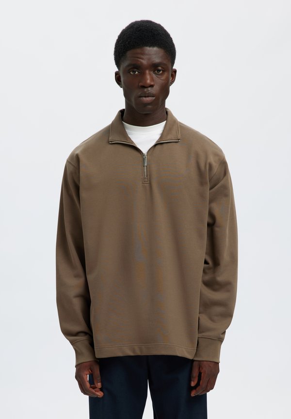 Selected SLHRELAXLUKE HALF ZIP