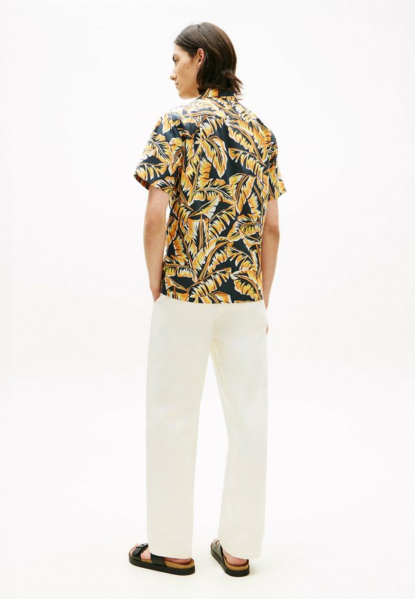 Tommy Hilfiger REGULAR FIT PAPER TOUCH SHORT SLEEVE