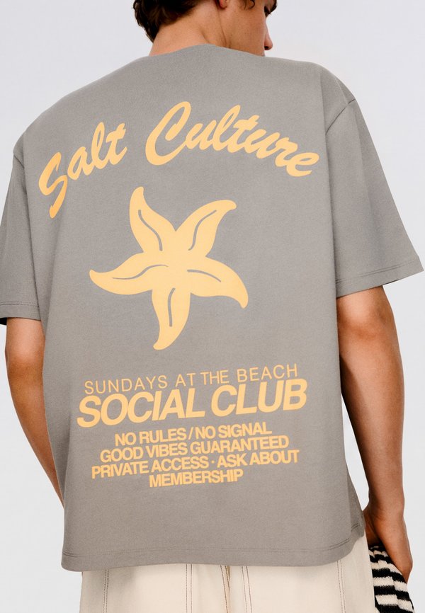 Bershka PARADISE CLUB STREET - TSHIRT - Print T-shirt - grey