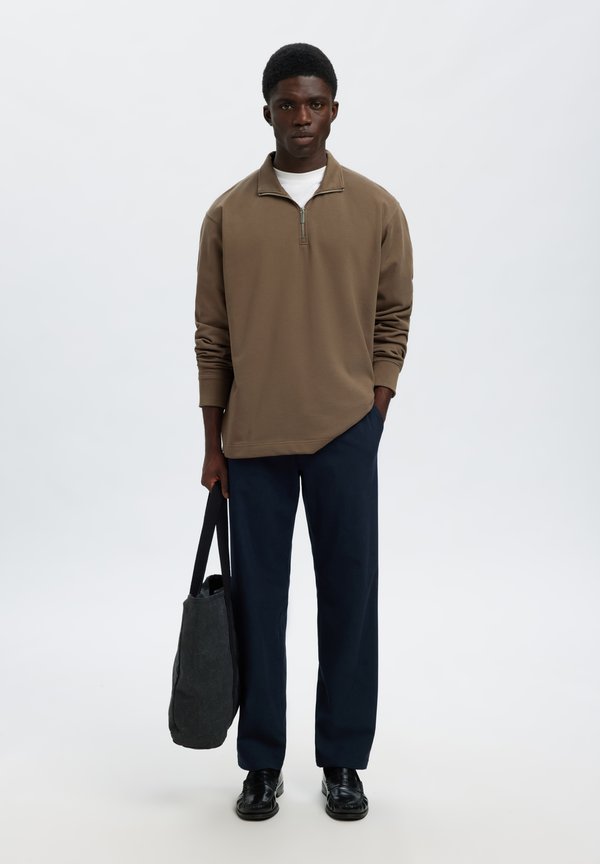 Selected SLHRELAXLUKE HALF ZIP