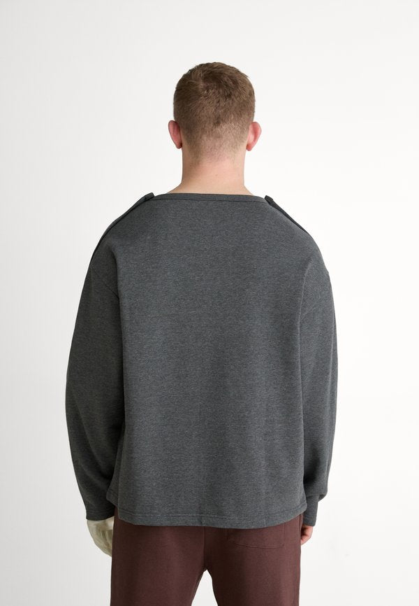 YOURTURN by Zalando ADAPTIVE POPPER SLEEVE UNISEX