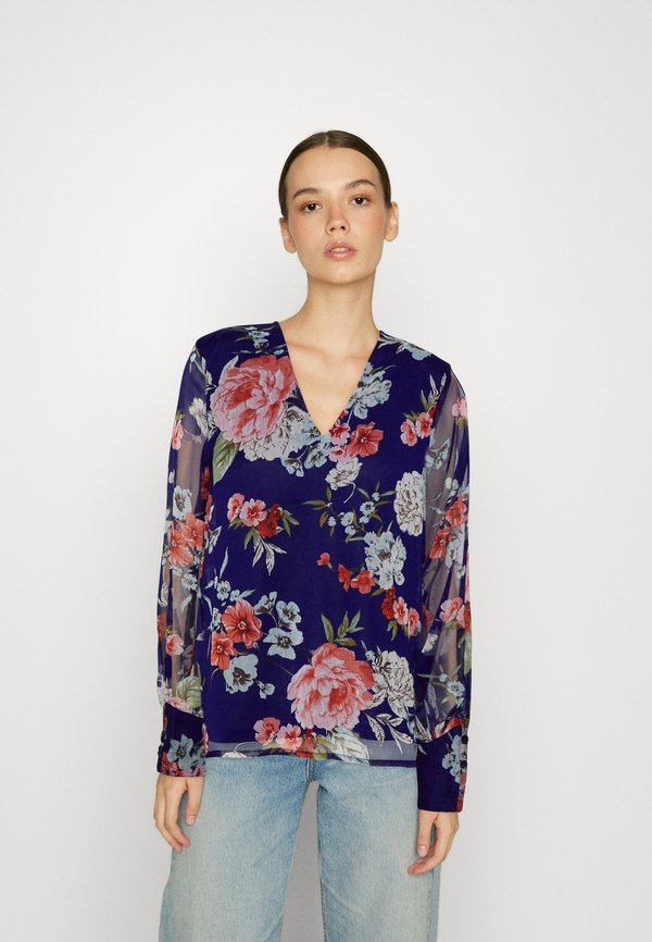 ONLY ONLSAGA V NECK