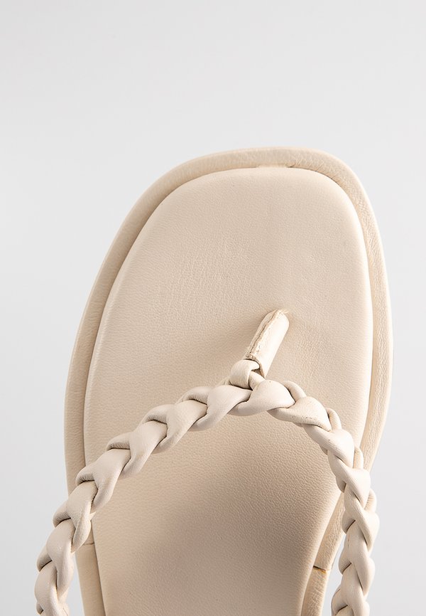 Dune London LOXX