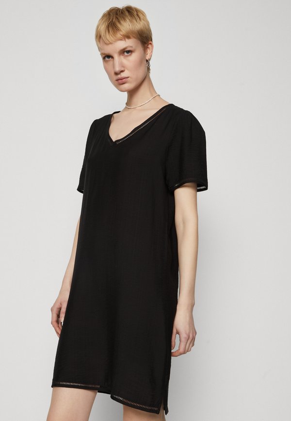 ONLY Tall ONLCELINE PAULA V NECK DRESS