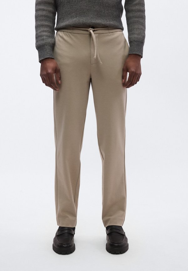 Lindbergh SUPERFLEX RELAXED FIT PANTS
