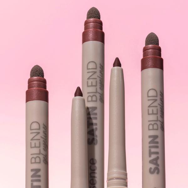 Eyeliner Satin Blend Gel 05 Rich Burgundy essence