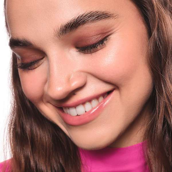 Eyeliner Satin Blend Gel 05 Rich Burgundy essence