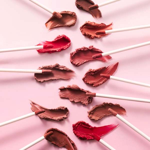 Lippenstift Blur Soufflé Matte Lip Cream 11 Clickbait essence