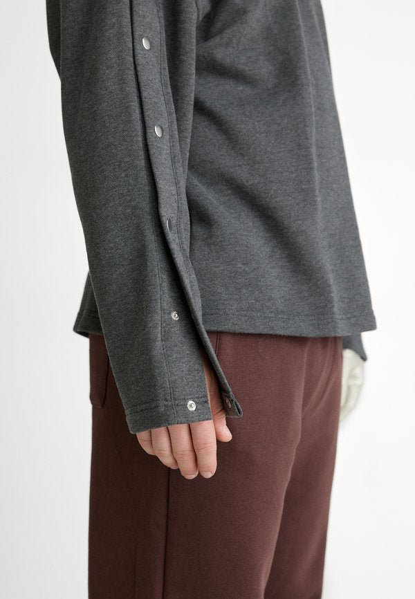 YOURTURN by Zalando ADAPTIVE POPPER SLEEVE UNISEX
