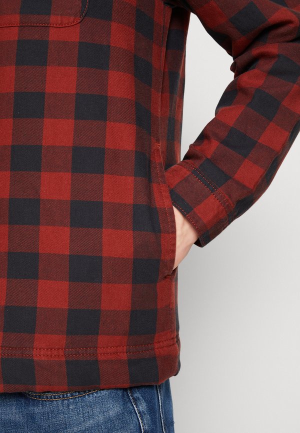 CLOSURE London BORG OVERSHIRT