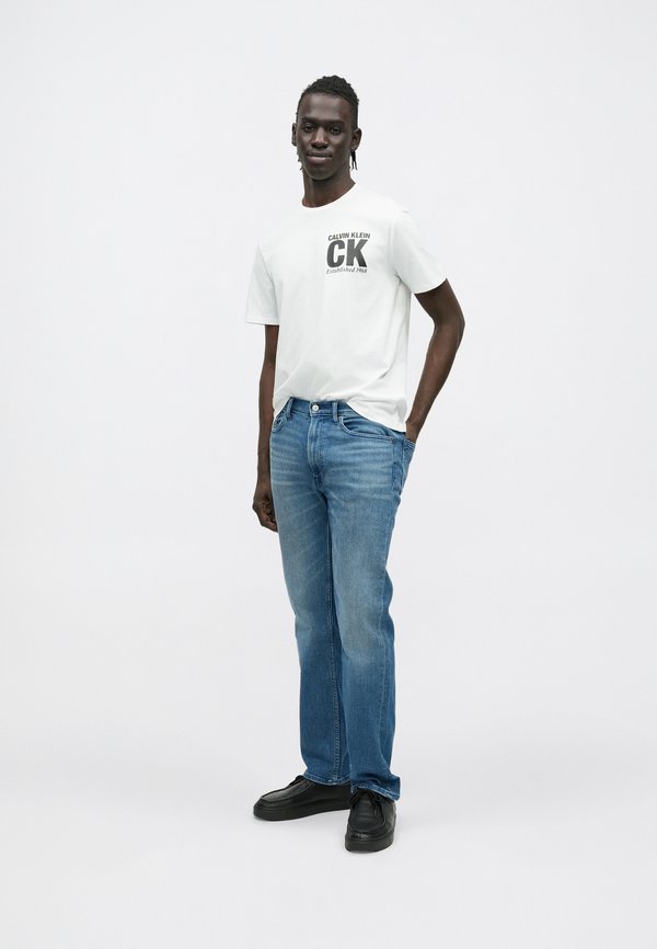 Calvin Klein CORNER GRAPHIC