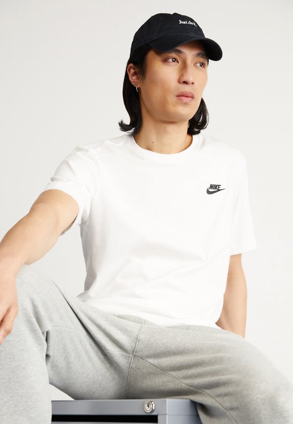 Nike Sportswear CLUB TEE - Basic T-shirt - white/black