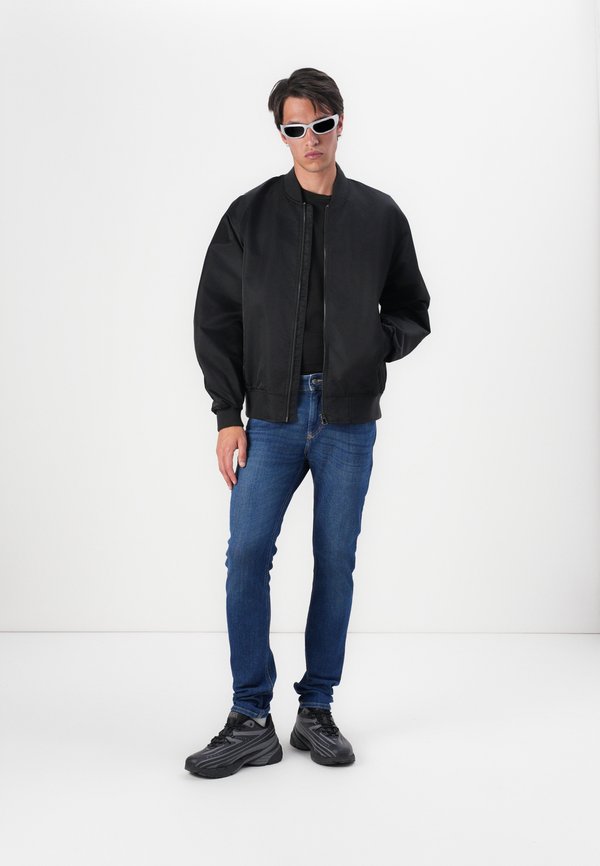 Diesel SLEENKER
