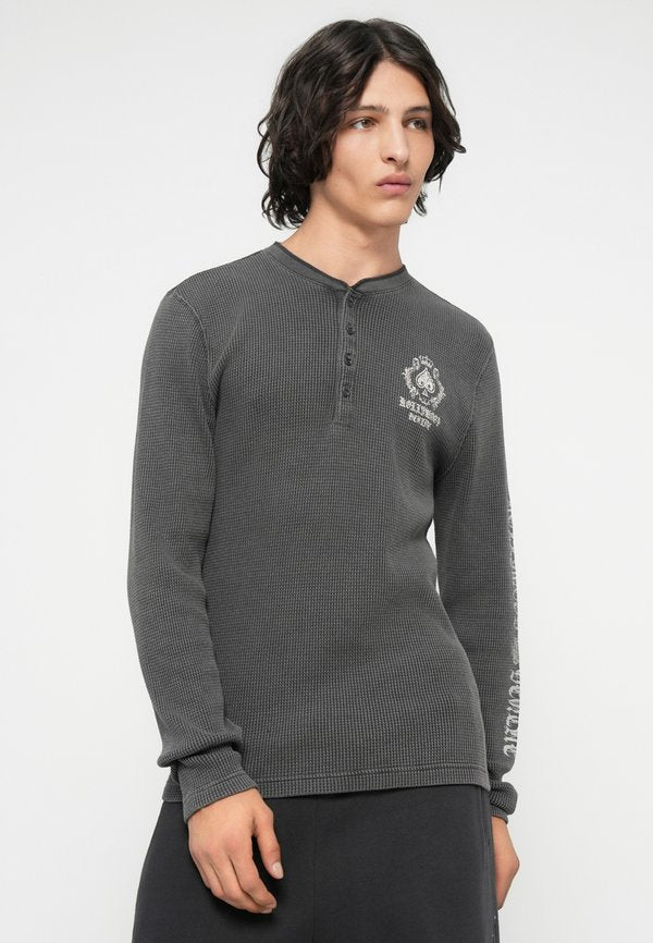 Hollister Co. TREND DROP GRAPHIC