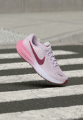 Nike Performance W NIKE REVOLUTION 8 - Road running shoes - bleached lilac/pink smoke/white/pink rise