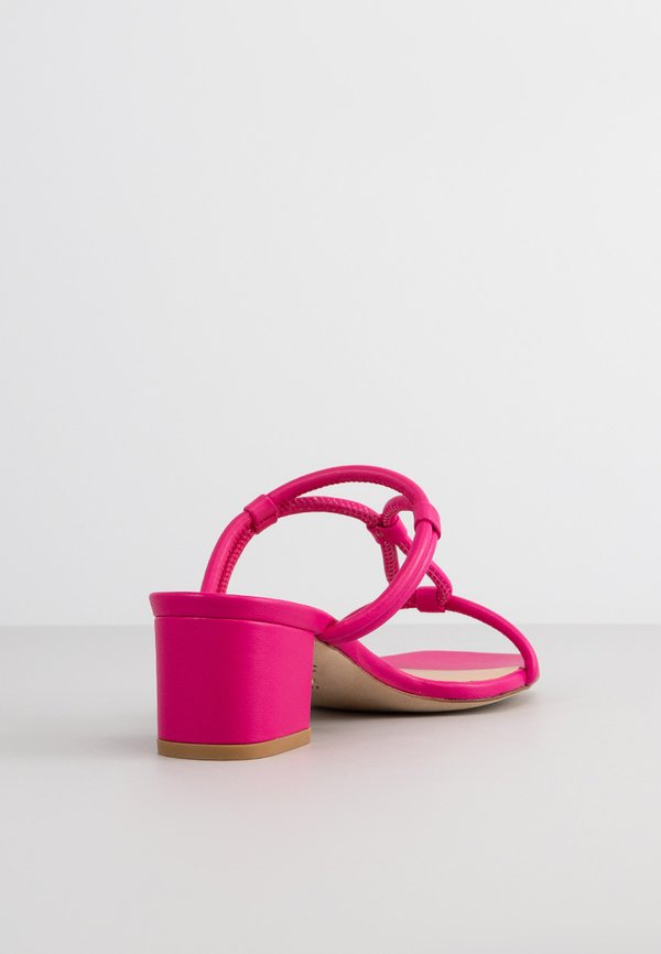 Stuart Weitzman