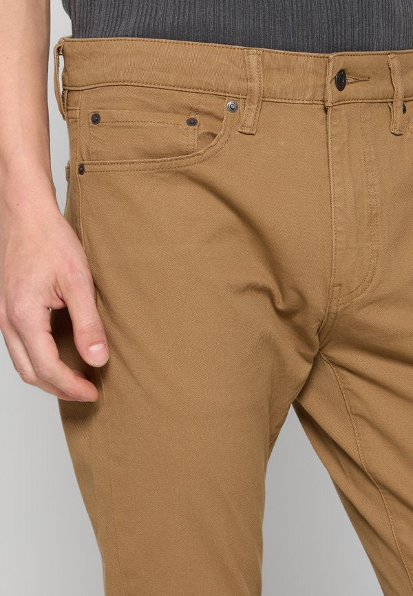 DOCKERS