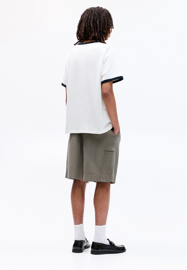 PULL&BEAR