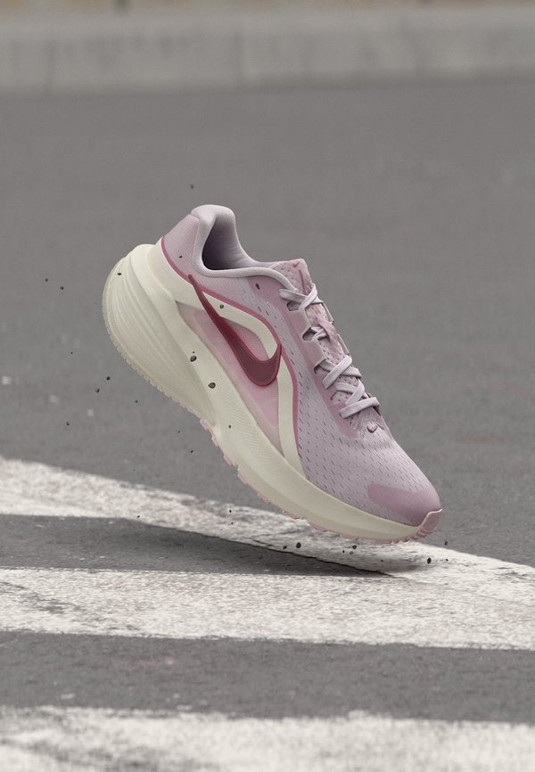 Nike Performance Road running shoes - bleached lilac/sail pink/rise pink/smoke