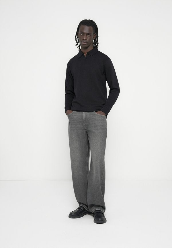 Selected Sweat style