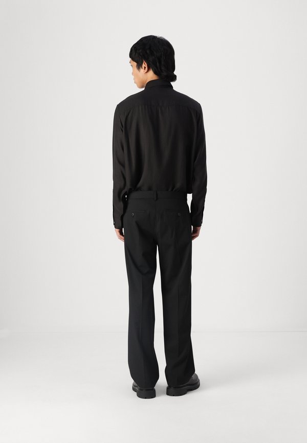 Selected Loose fit