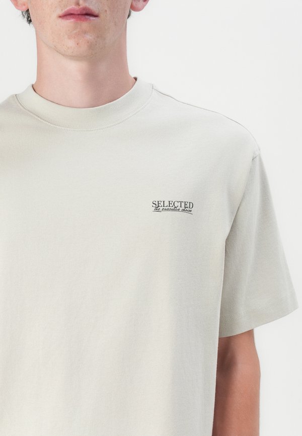 Selected SLHRELAXNORMAN GRAPH TEE