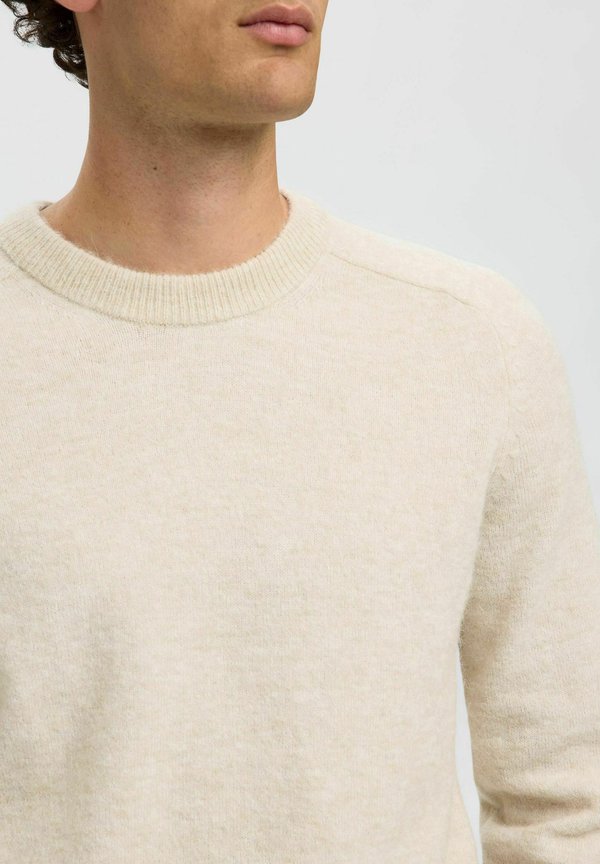 Selected SLMRAI LS KNIT CREW NECK NOOS